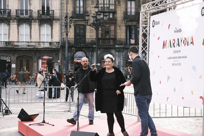 Bertsos a favor de EITB Maratoia.