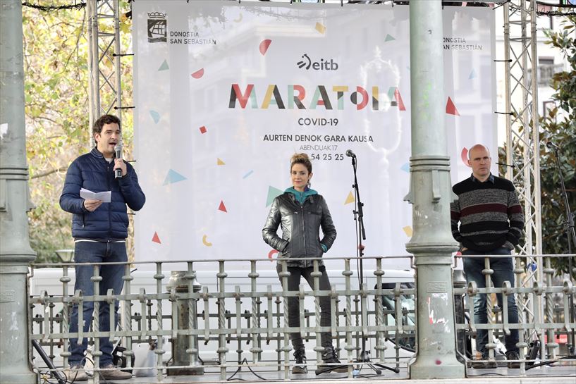 Bertsos a favor de EITB Maratoia.