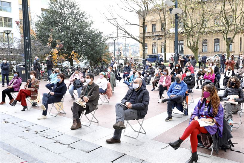 Bertsos a favor de EITB Maratoia.