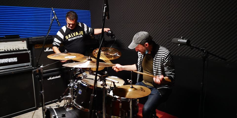 Fotos de la sesión exclusiva de Parabellum