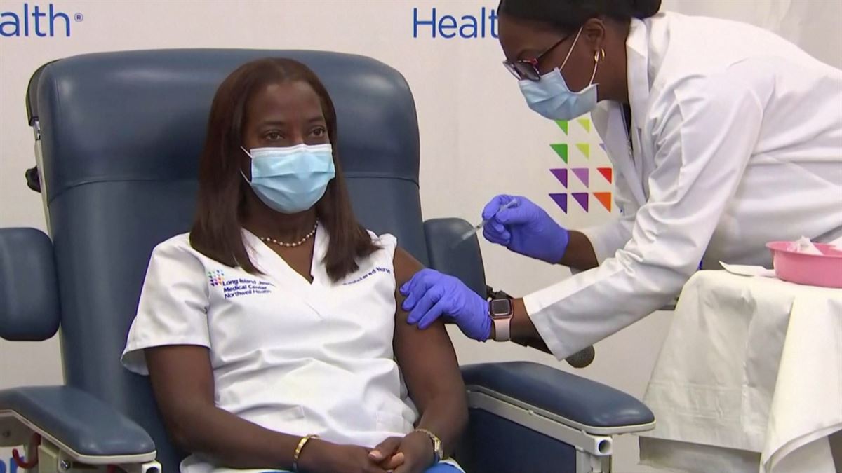Vacunación en Nueva York.Imagen obtenida de un vídeo de ETB.