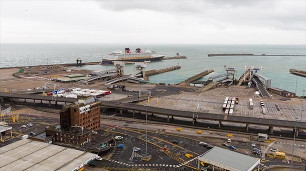 Vista del puerto de Dover en el Reino Unido