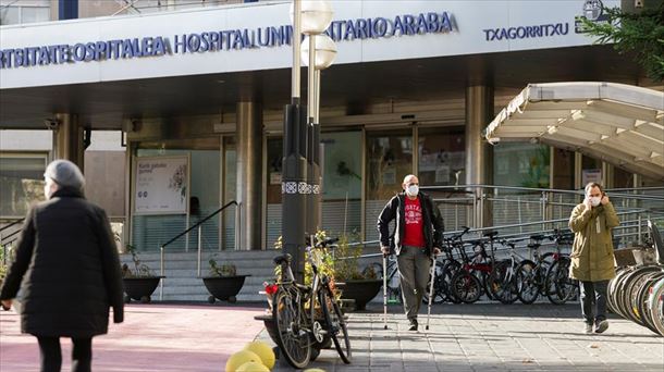 Vuelve la presión asistencial y la tensión hospitalaria al HUA en Gasteiz