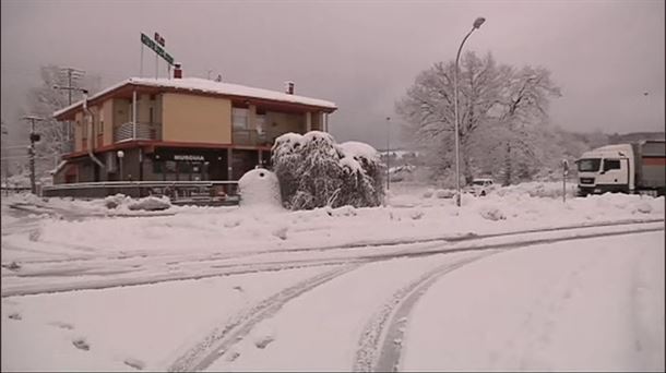 Nieve en Araba. Imagen obtenida de un vídeo de ETB.