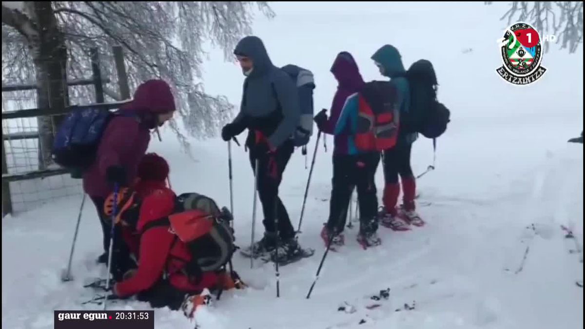 Erreskatea Gorbeian. Ertzaintzaren irudiak.