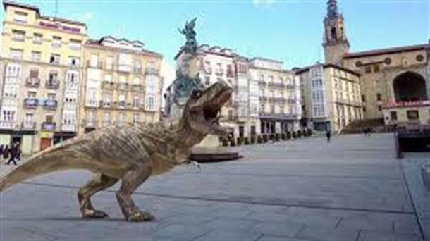 ¿Pueden los dinosaurios volver a pisar la Tierra?