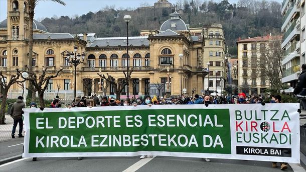 Manifestación de Bultza Kirola Euskadi, San Sebastián.