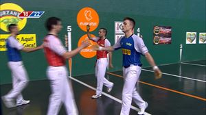 Peña y Albisu vencen a Bengoetxea VI y Aranguren (22-18)