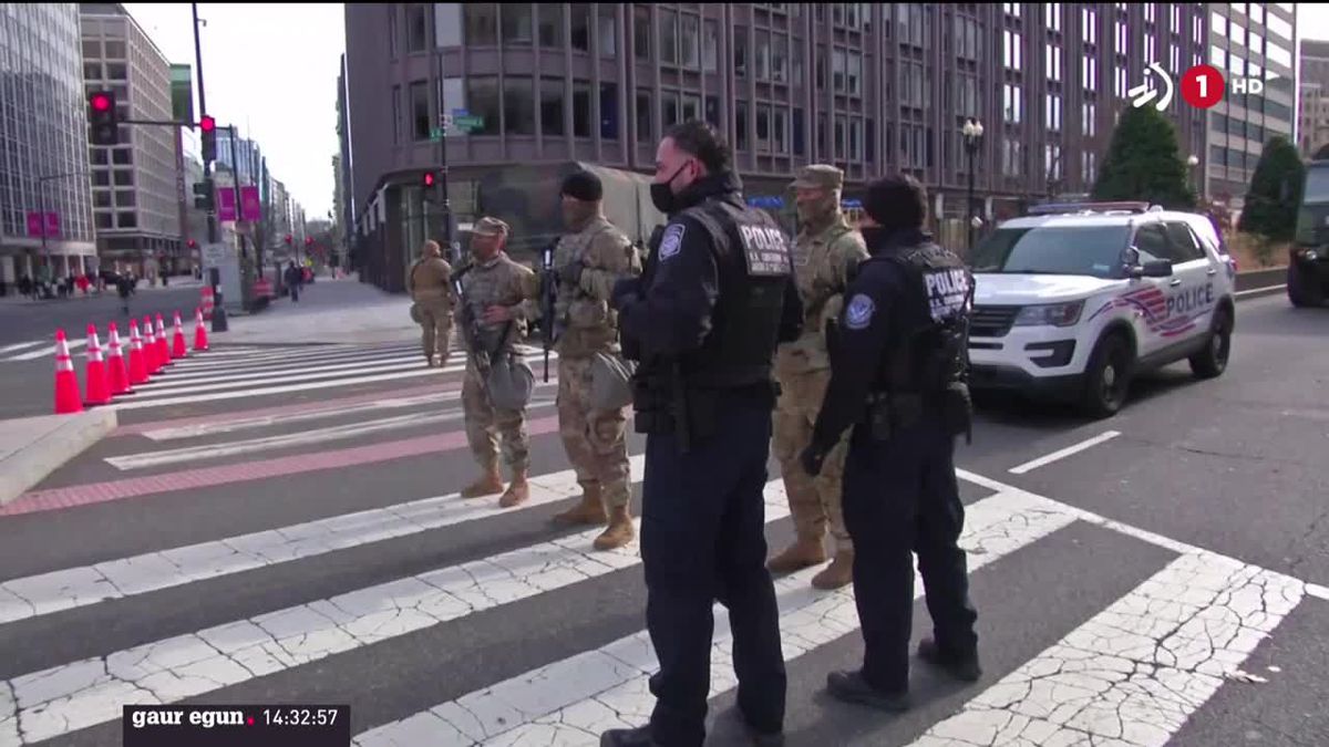 Tentsioa nabaria da Washingtonen. Agentzietako bideo batetik ateratako irudia.