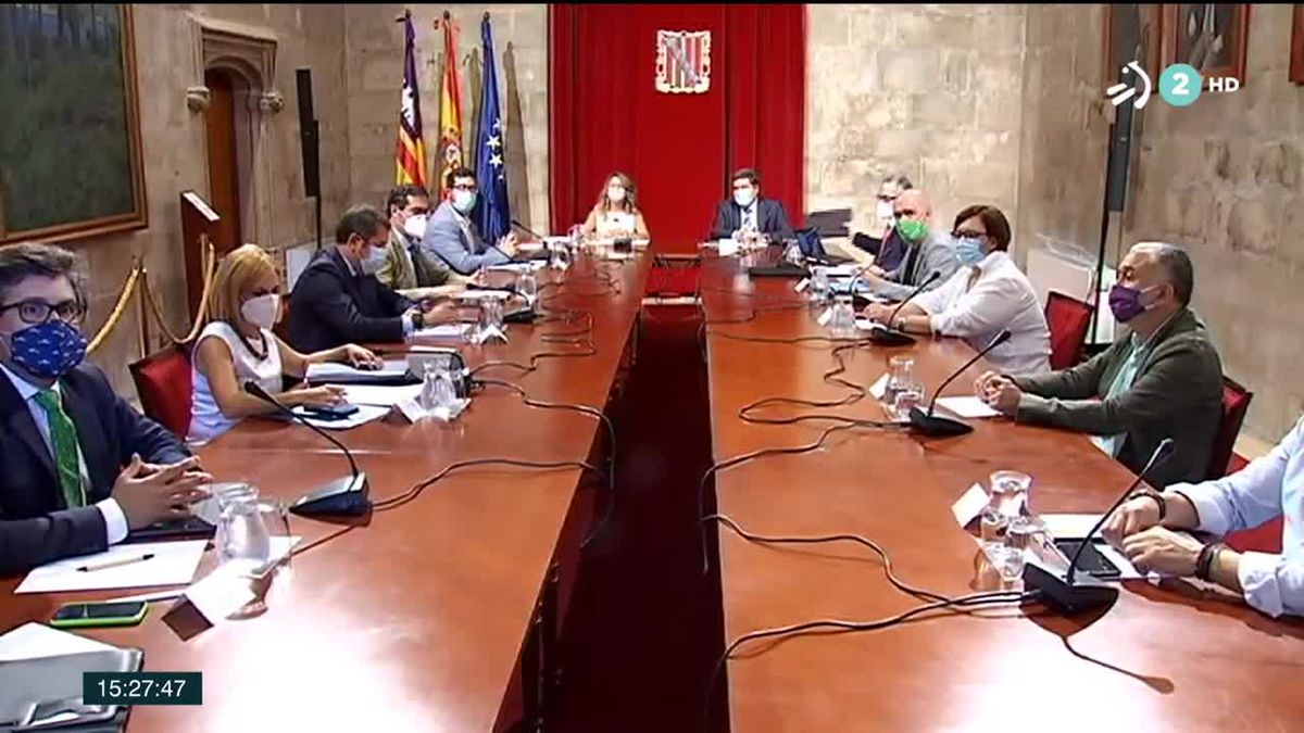 Mesa de negociación. Imagen obtenida de un vídeo de ETB.