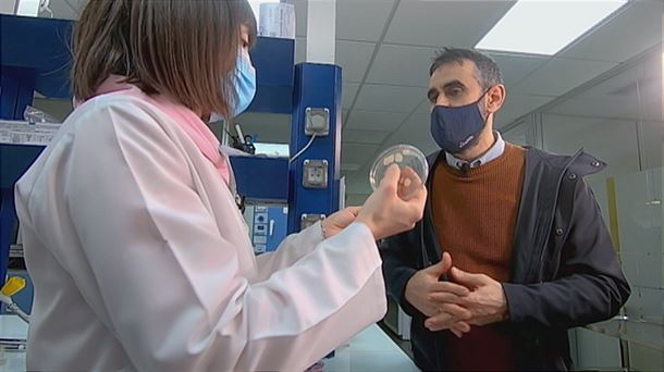 Argi ultramorea koronabirusa itzaltzeko 