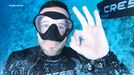 Eric, guía e instructor de buceo, nos sumerge en las aguas cristalinas de Maldivas