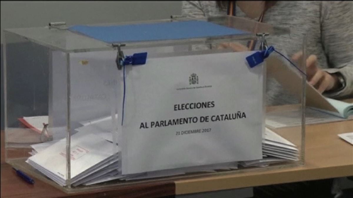 Una urna de unas elecciones anteriores al Parlamento de Cataluña