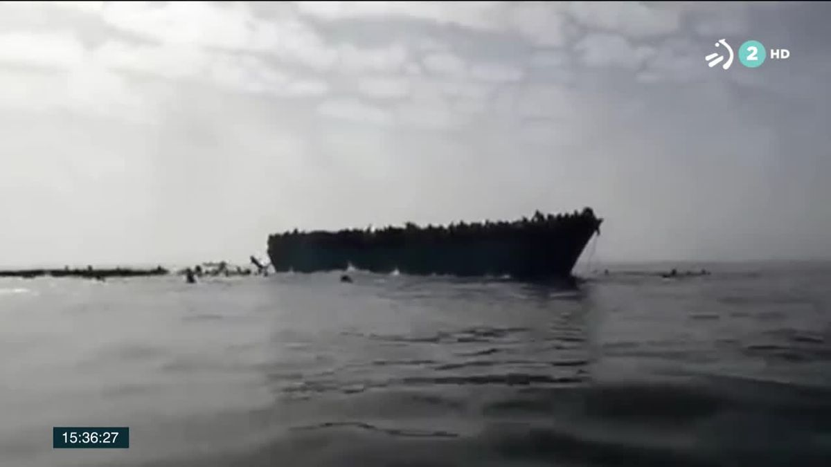 Embarcación hundida. Imagen obtenida de un vídeo de ETB.