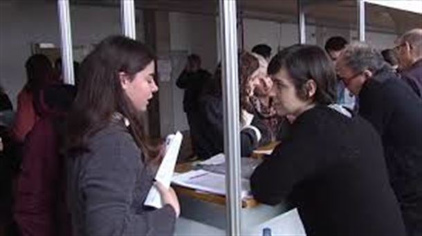 Miles de jóvenes vascos eligen carrera universitaria