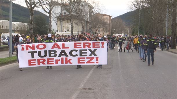 Manifestación contra el ERE en Tubacex