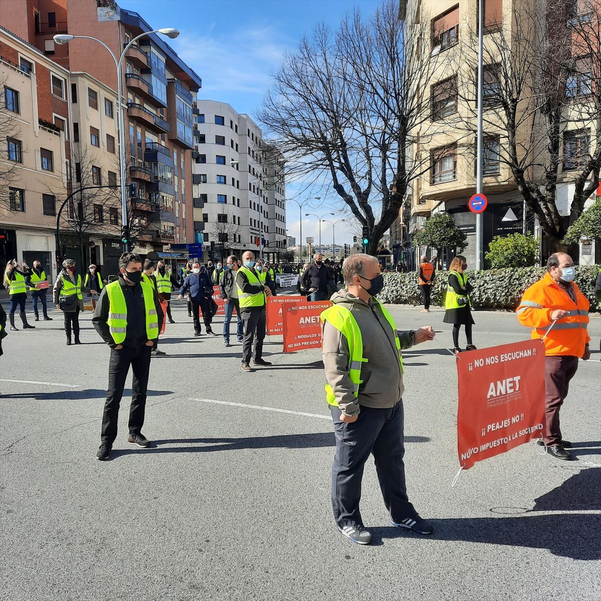 Manifestación de los transportistas en Pamplona. Foto: ANET