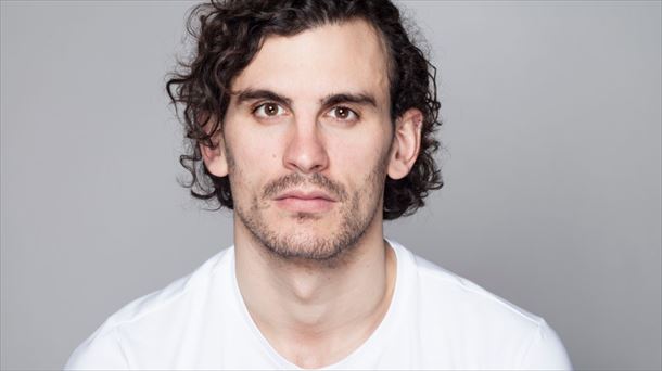 Mikel Arostegui se estrena como director con 'Miscelánea de las mentiras' 