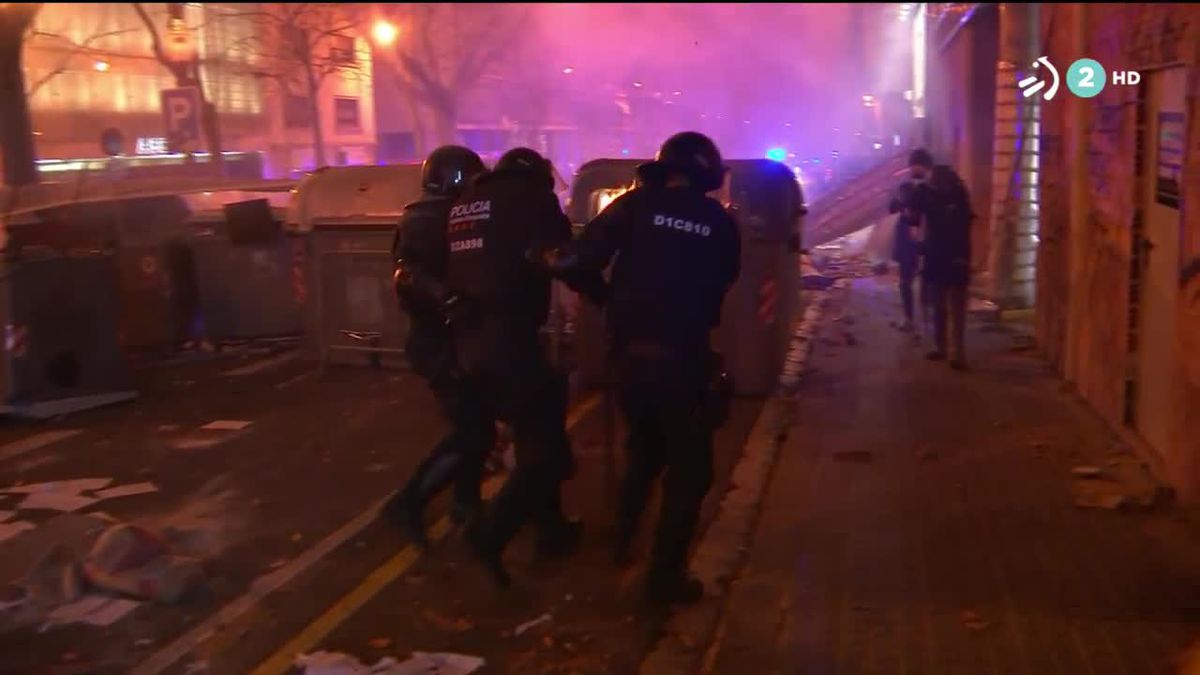 Altercados en Cataluña. Imagen obtenida de un vídeo de ETB.