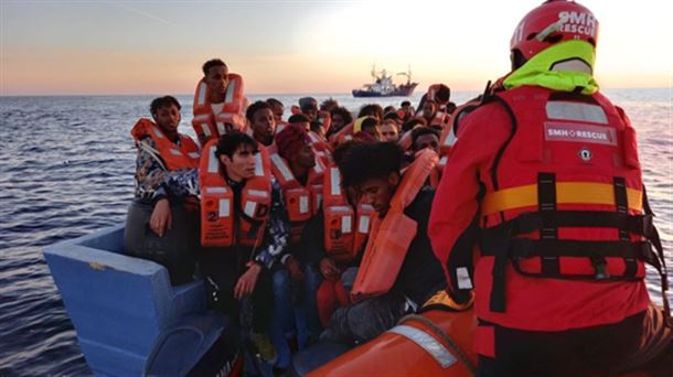 El Aita Mari rescata a 102 personas en el Mediterráneo