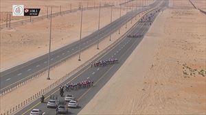 Resumen de la 1ª etapa ganada por Van der Poel y protagonizada por los abanicos