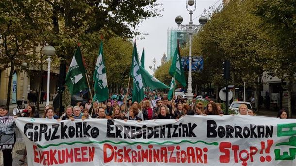 Imágen de una manifestación de ELA por la equiparación salarial.