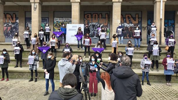 Las representantes de la Coordinadora, durante la rueda de prensa