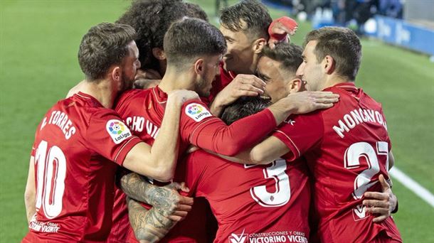 Osasuna gana el duelo centenario frente al Alavés con gol de Barja (vía @CAOsasuna).