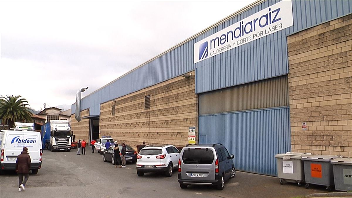 El accidente ha tenido lugar en la empresa Mendiaraiz. Foto: EITB Media