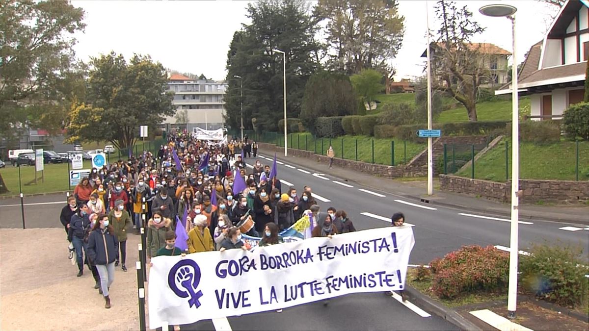 Azken 18 urteetan, 25 emakume hil dituzte Ipar Euskal Herrian