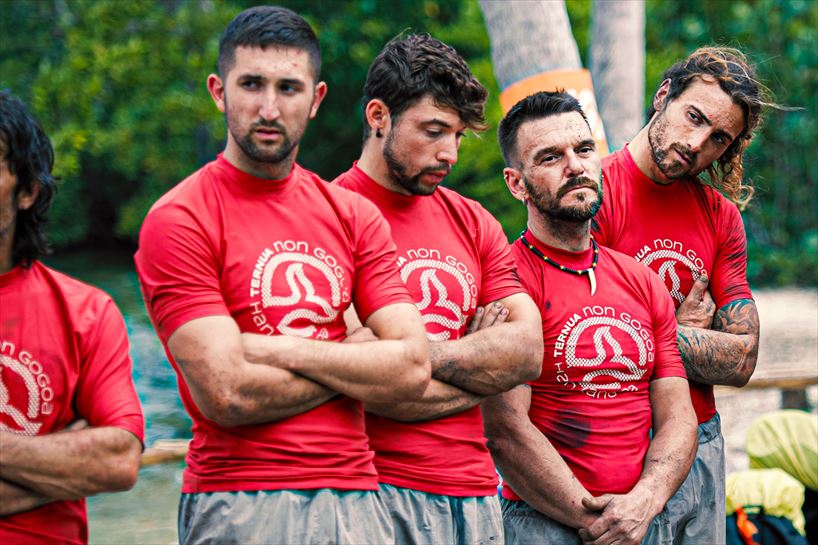 Yocahu taldekoak, burumakur