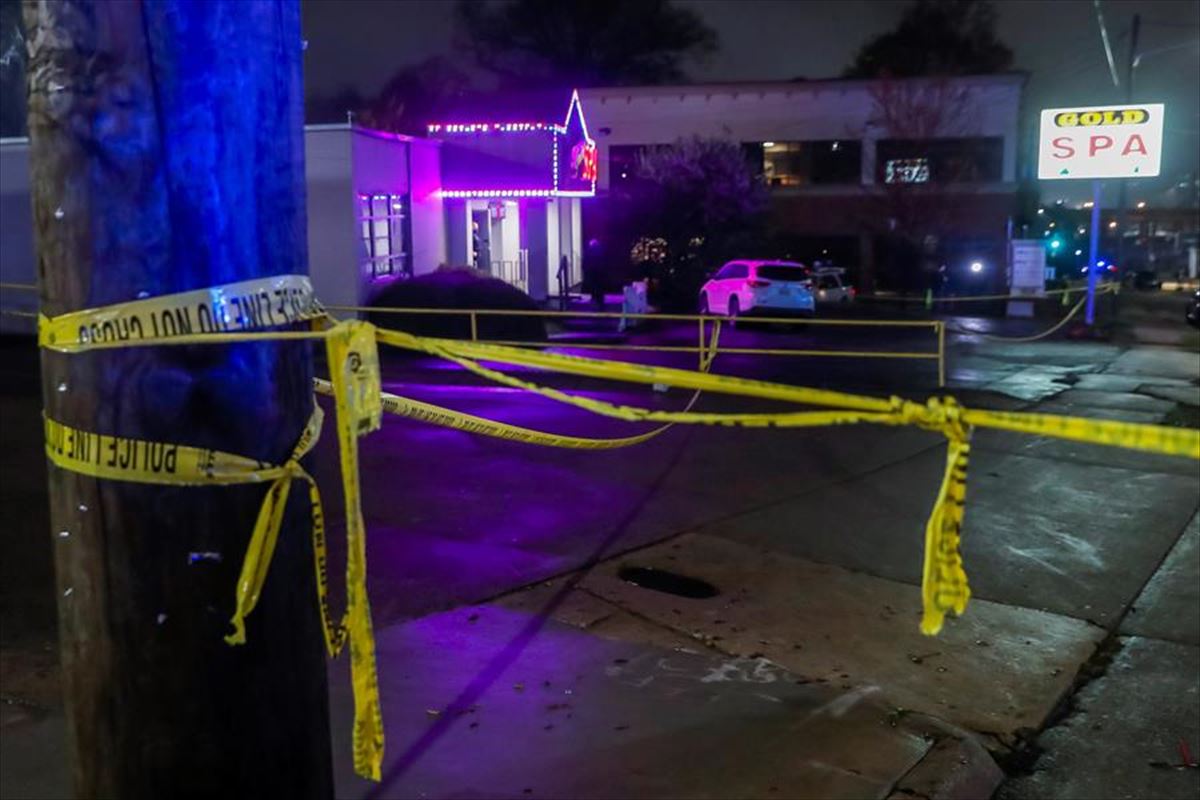Ocho muertos en los tiroteos a tres salones de masajes asiáticos en Atlanta. 