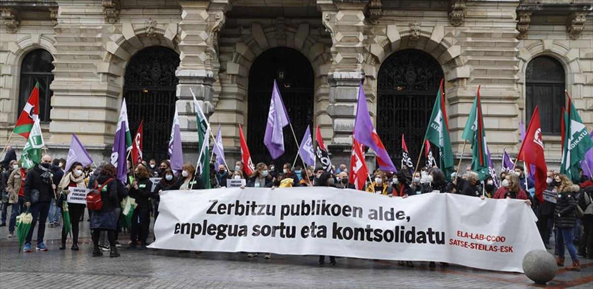 Portesta de los sindicatos en Bilbao. Foto: Efe