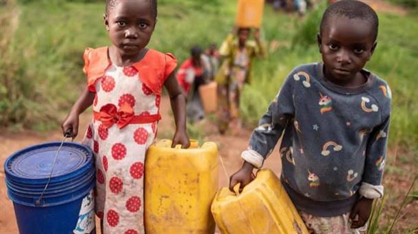 450 millones de niños y niñas viven en zonas sin acceso al agua potable