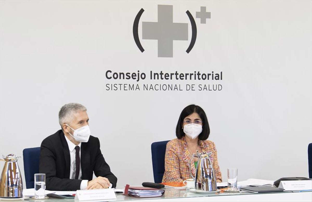Carolina Darias y Fernando Grande Marlaska en un Consejo Interterritorial. 