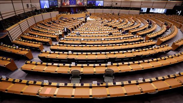 Sesión plenaria en el Parlamento Europeo, donde se debatió el cambio horario,  ayer. 