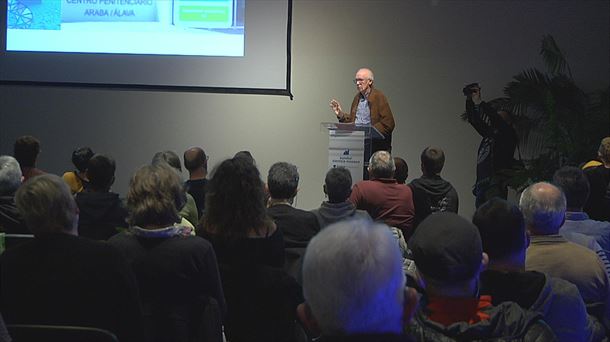 Joseba Azkarraga, en la asamblea de Sare.