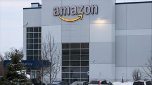 Apple y Amazon, multadas con 194 millones por limitar la competencia en la web de Amazon España