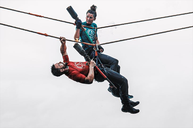 Patxi eta Maria, sua eta tirolinaren dueluan