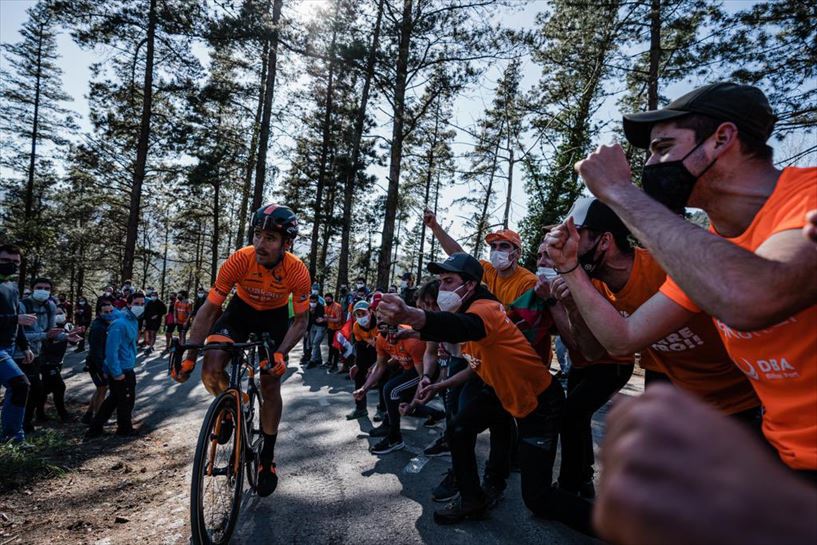 Euskal zaleak. Argazkia: @FundaCiclisEusk 