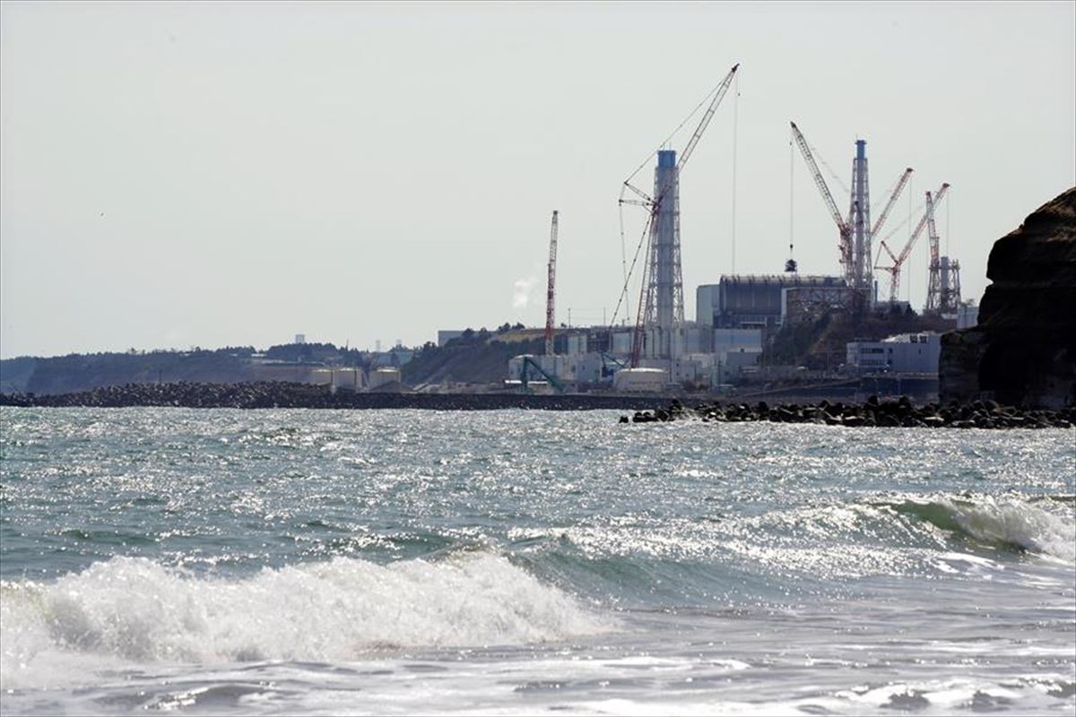 Central nuclear de Fukushima, junto al mar