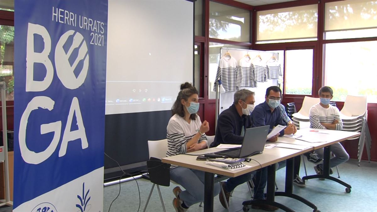 Presentación de Herri Urrats 2021. Foto obtenida de un vídeo de EITB Media.