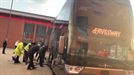 Real Madrilen autobusa harrikatu dute Anfieldera bidean