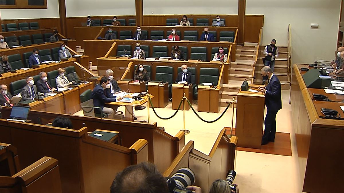 Iñigo Urkullu, en el Parlamento Vasco.