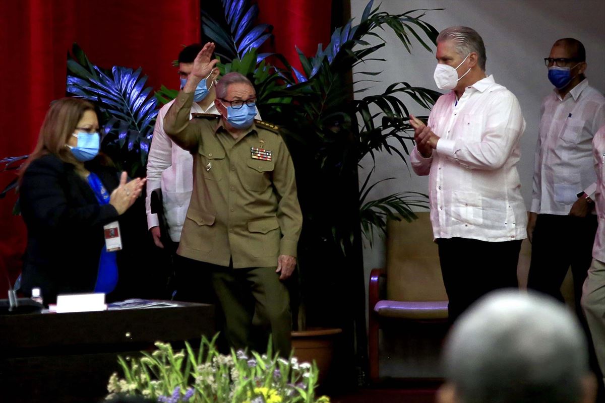 Raul Castro atzo, Habanan ospatutako VII. kongresuan.
