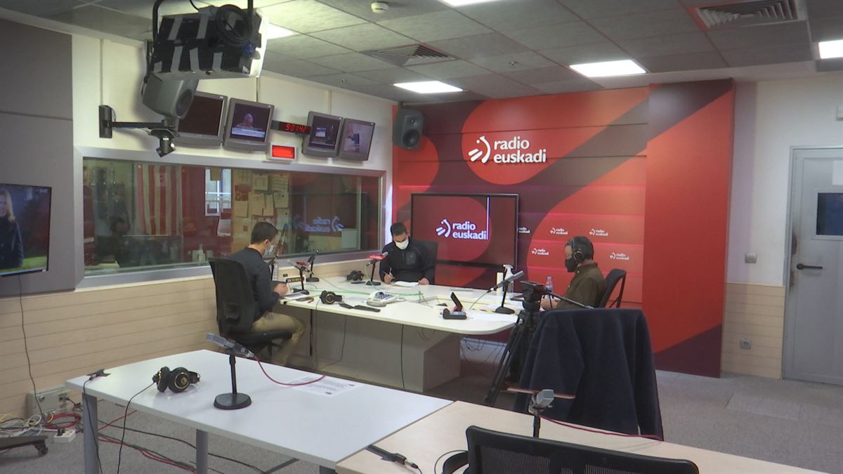 Radio Euskadiko estudioa, Bilbon.