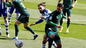 Urrezko hiru puntu lortu ditu Alavesek, Huescaren aurka (1-0)