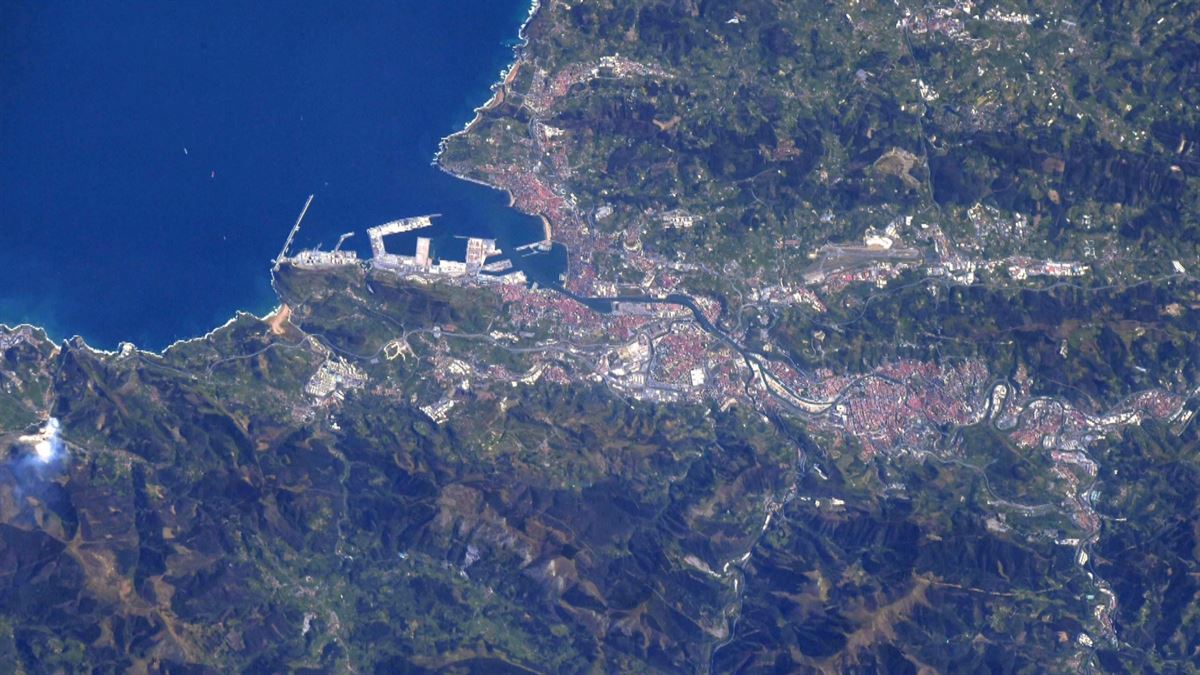 Bilbao, desde el espacio. Foto: @Astro_Soichi