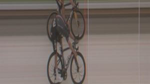 Van Aert-Pidcock; historiarako fotofinisha  