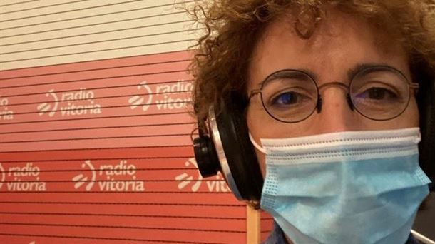 Aintzane Torre: 'Pandemia garaia probestu du askok ahoa konpontzeko'